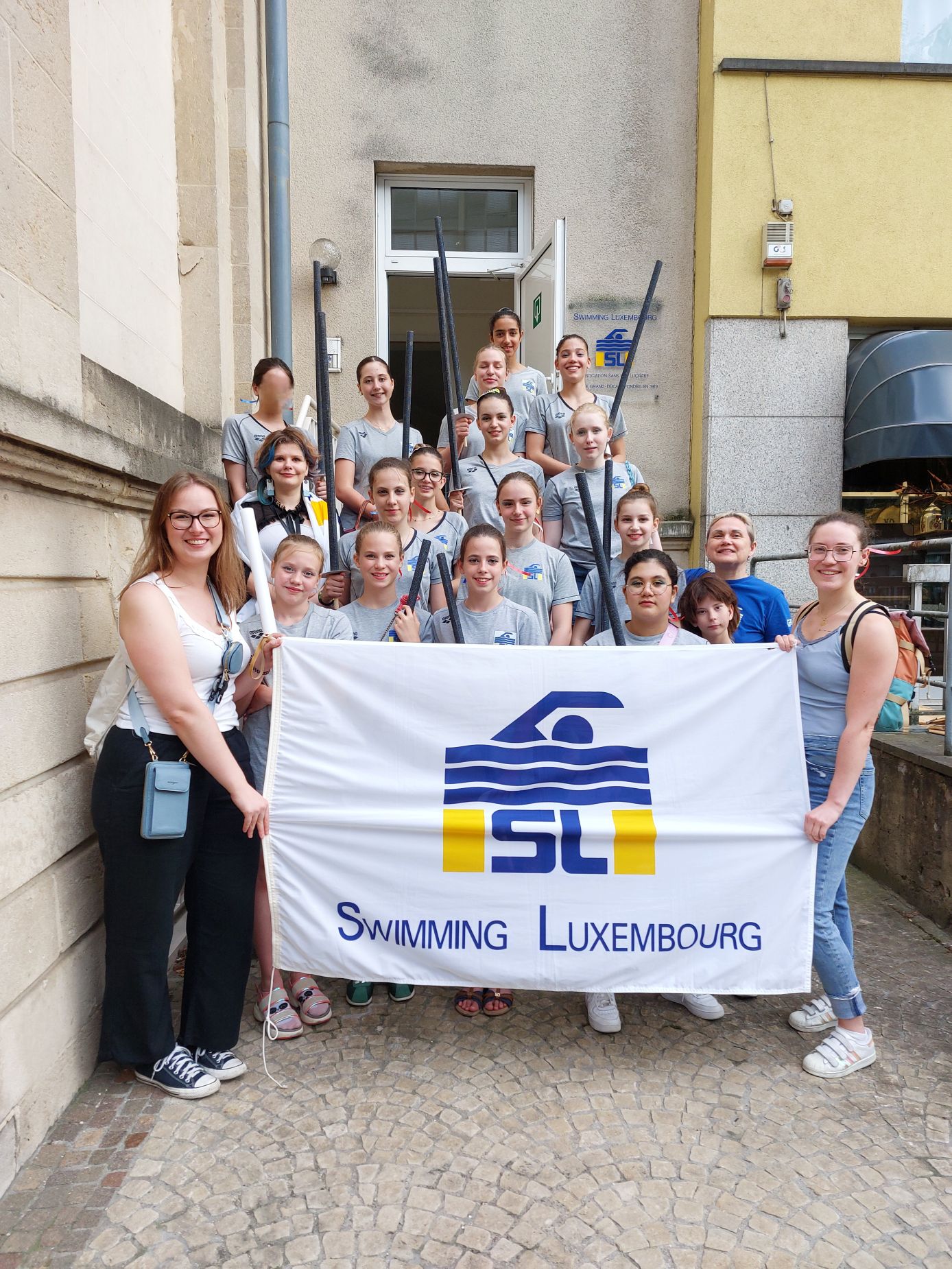 Proud to continue the tradition! 🇱🇺 🎊